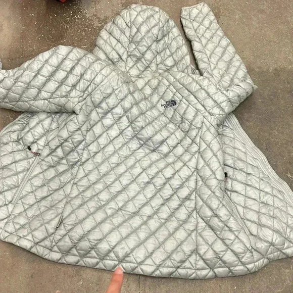 The  north face packable thermoball jacket - Picture 9 of 10